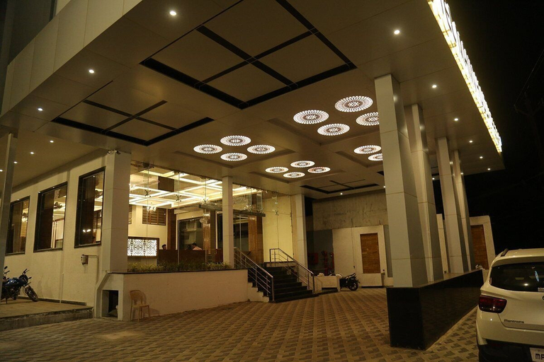 Exterior & Views 2, Mann Holiday Resort, Burhanpur