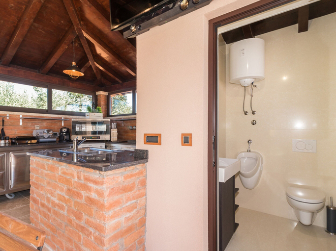 Bathroom 4, Villa in Pula With Pool Near Roman Arena, Ližnjan