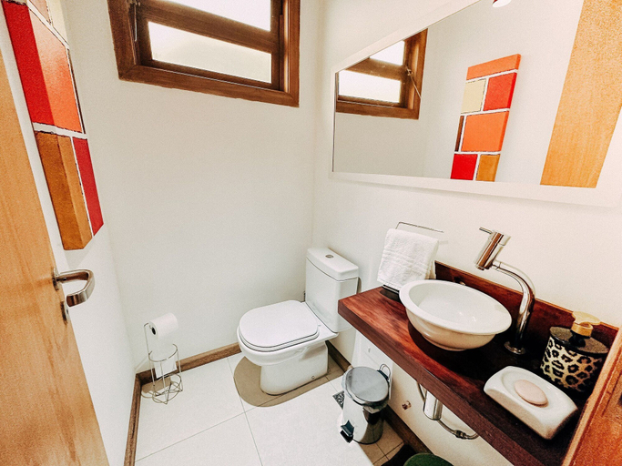 Bathroom 4, Casa Rio Habitat, Petrópolis