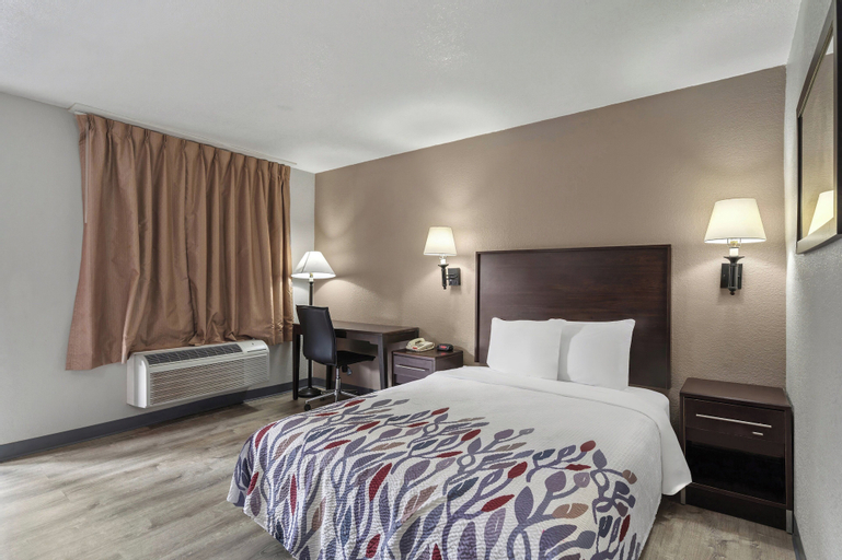 Bedroom 12