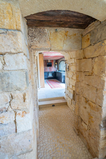 Others 5, Maison Maleville, Dordogne