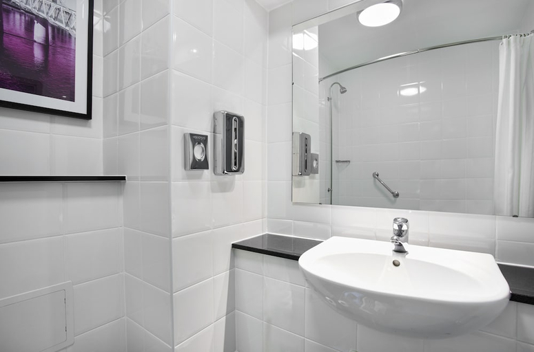Bathroom 4, Leonardo Hotel Inverness, Highland