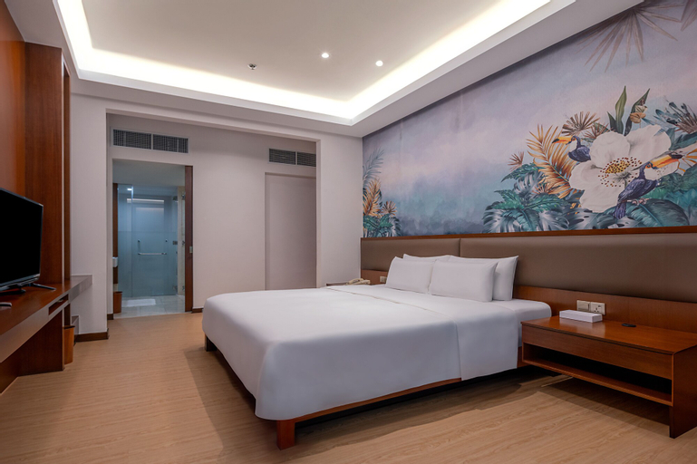 Bedroom 13