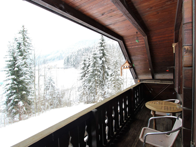 Others 4, Very Spacious, Detached Holiday Home in Carinthia near Skiing & Lakes, Feldkirchen