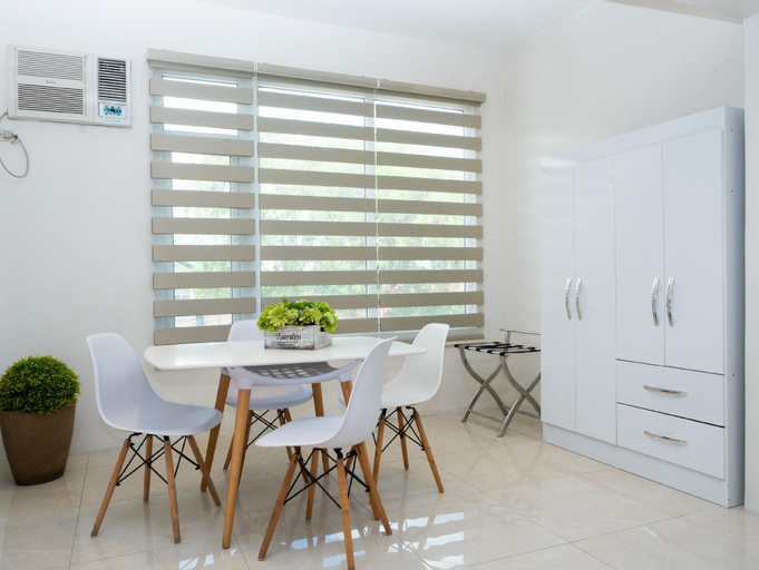 Dining Room 2