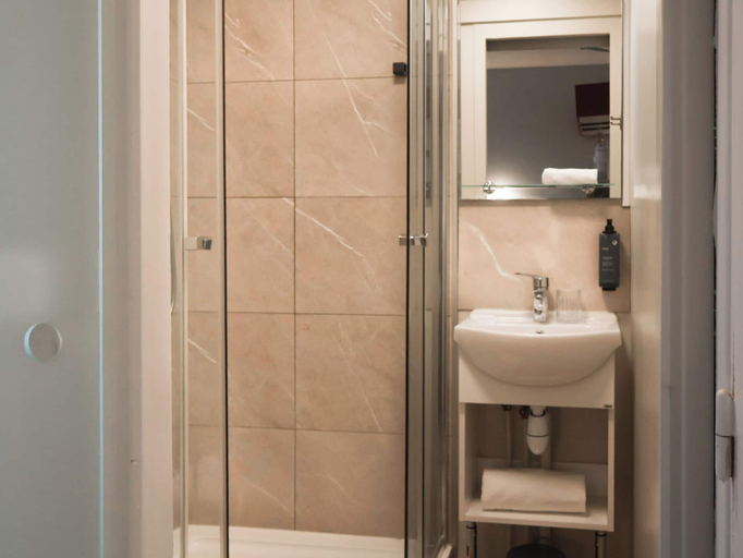 Bathroom 4, Rinascitel Larmor Plage, Morbihan
