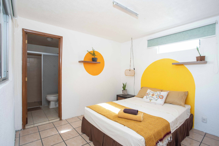 Bedroom 3, La Paz & Love Hostel, Guadalajara