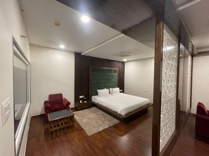 Bedroom 5, Mann Holiday Resort, Burhanpur