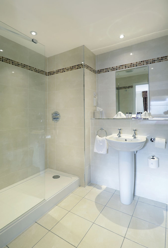 Bathroom 3, Highlands Hotel, Highland