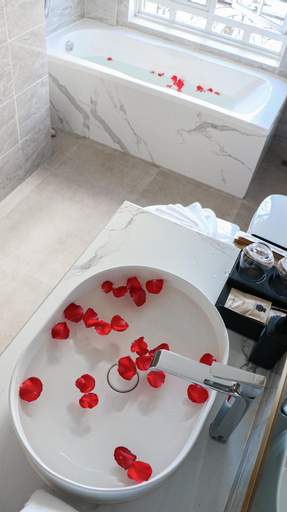 Bathroom 4