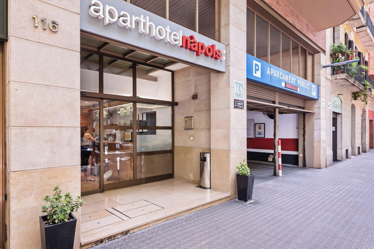 Exterior & Views 2, Aparthotel Napols, Barcelona