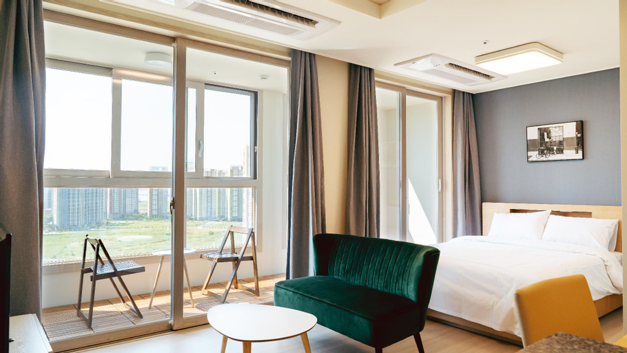 Bedroom 21