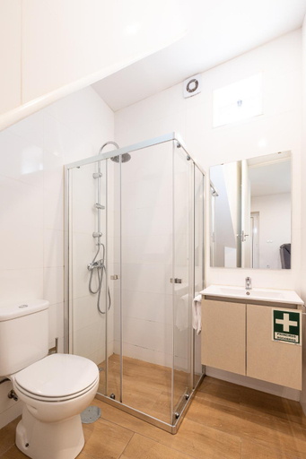 Others 4, Downtown A whole house duplex designed for remote work and near metro lapa, Porto