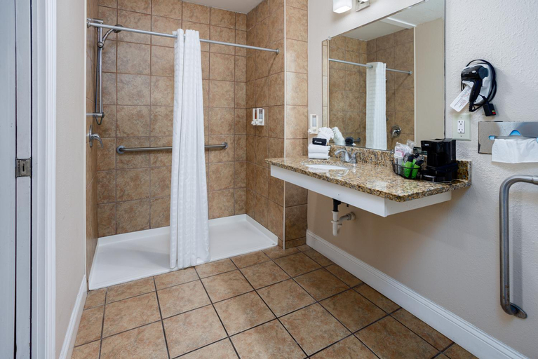 Bathroom 2