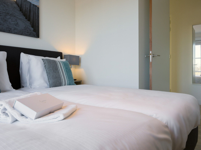 Room 5, Modern Apartment 2 Bath Rooms, Close to Lake Veere, Noord-Beveland