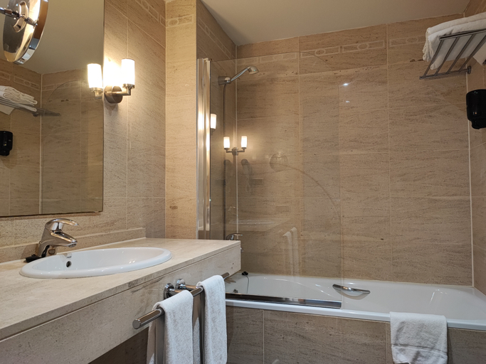 Bathroom 5, Tarraco Park, Tarragona