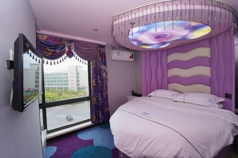 Bedroom 8