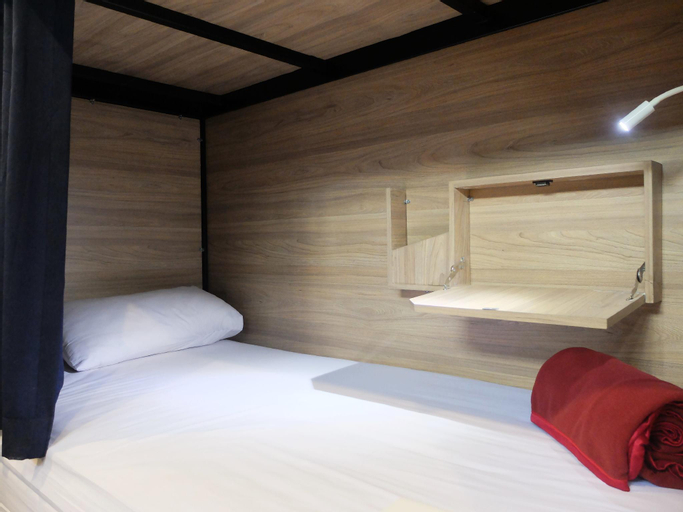 Bedroom 6