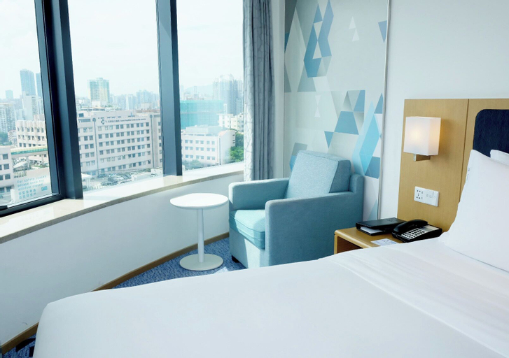Bedroom 27