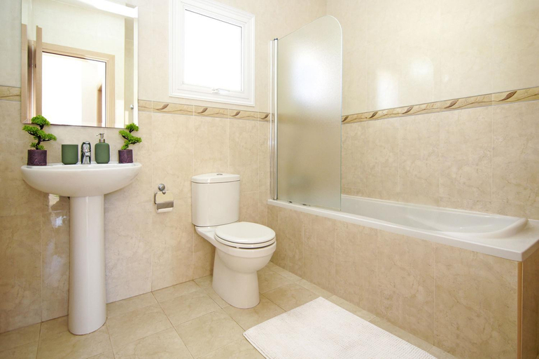 Bathroom 3, Nissi Adamite Villa