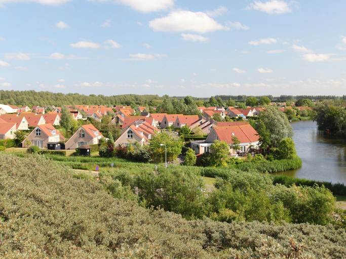 View from property 5, Bungalow in Zeebad Near the Beach, Sluis