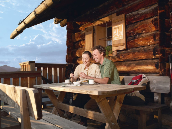 Others 4, Chalet in Piesendorf Near Ski Slopes, Zell am See