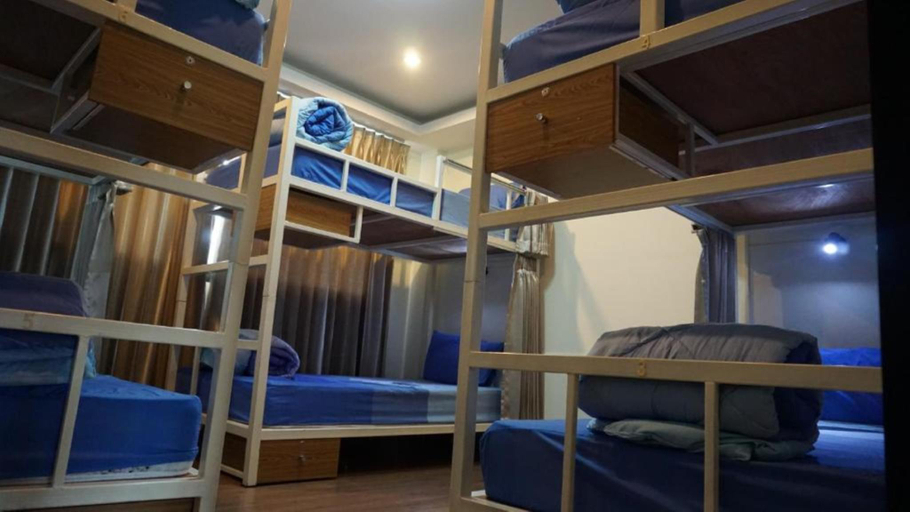 Bedroom 8