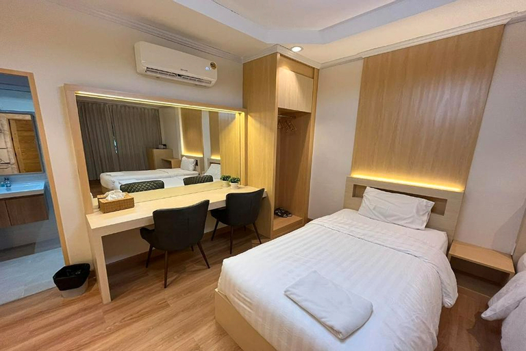 Bedroom 14
