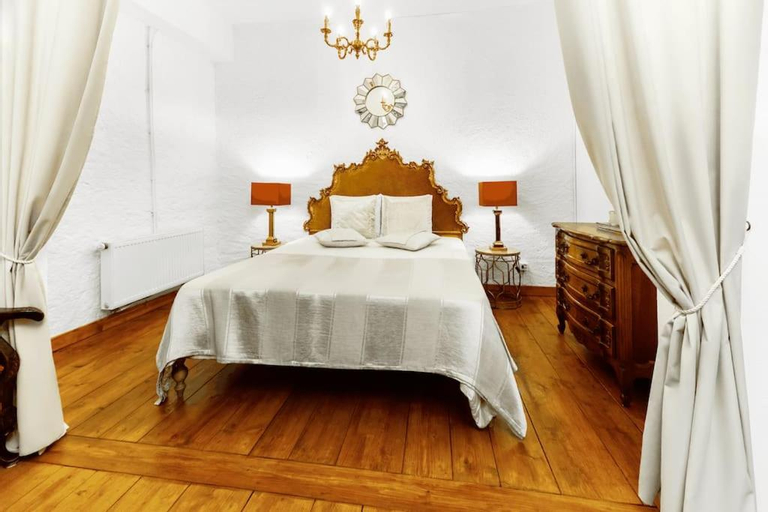 Bedroom 2, Medieval apartment Juliette, Pays-d'Enhaut