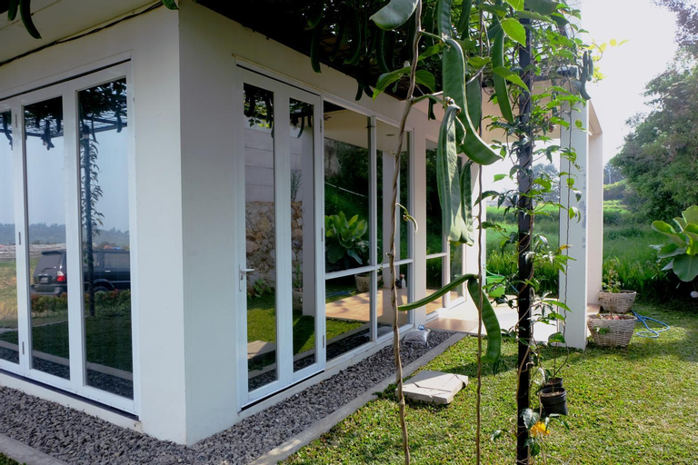 Others 4, Private Villa Hana, Bandung