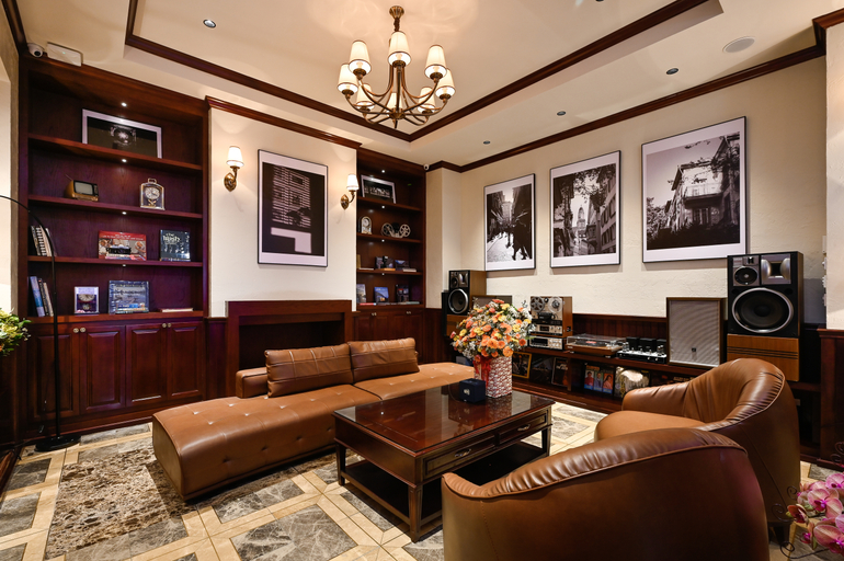 Public Area 4, Kin Hotel Dong Du, District 1