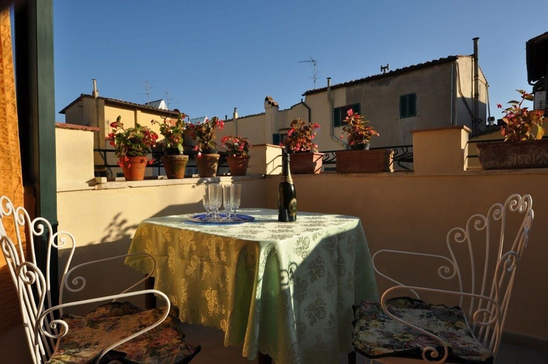 Others 4, Sirio Apartment, Florence