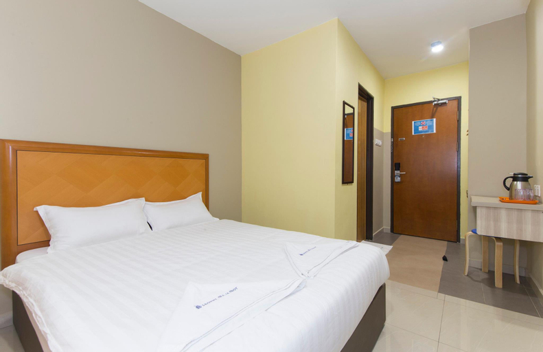 Bedroom 13