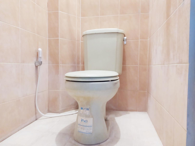 Bathroom 5