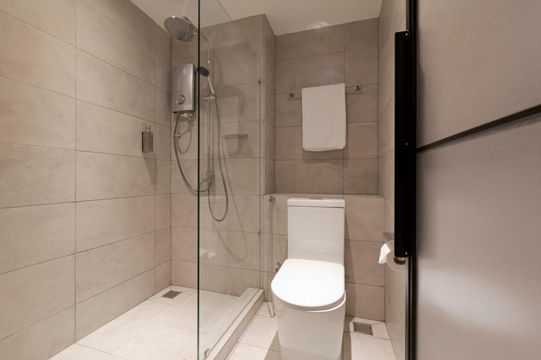 Bathroom 5