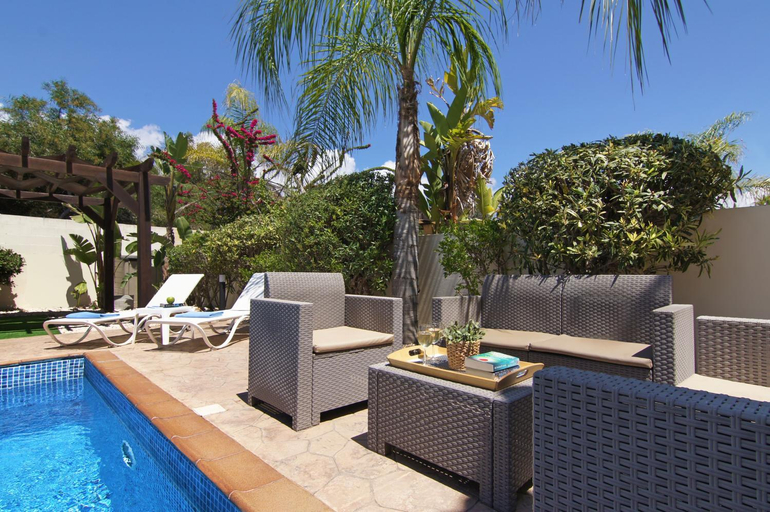 Others 4, Nissi Adamite Villa