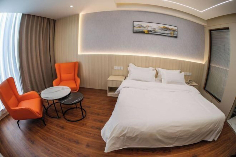 Bedroom 25