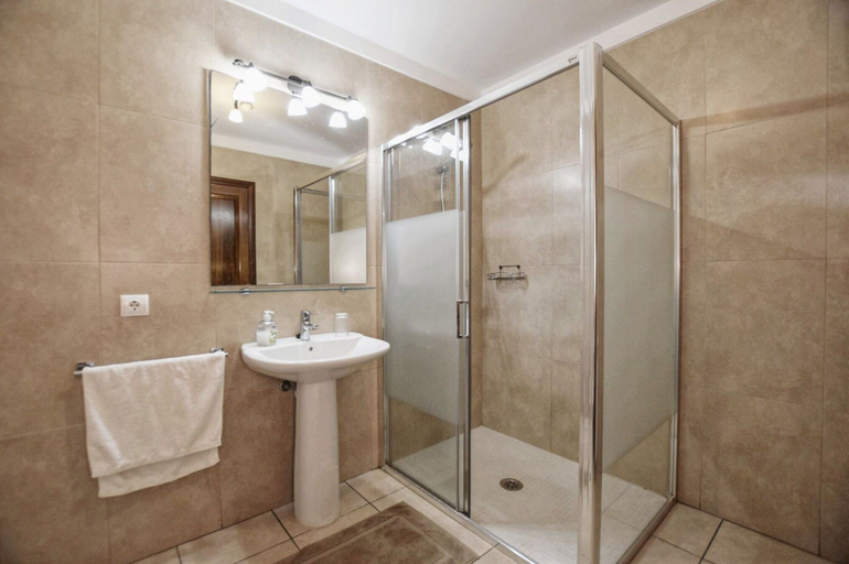 Bathroom 5, House in Majorca with Pool and Mountain Views, Baleares