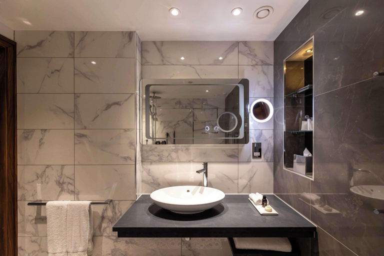 Bathroom 4, 100 Queens Gate Hotel, Curio Collection by Hilton, London