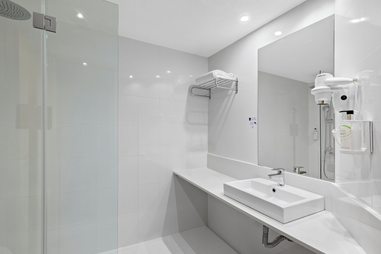 Bathroom 4, B&B Hotel Madrid Pinar de las Rozas, Madrid