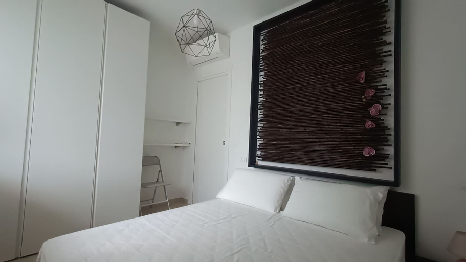 Bedroom 5, Corte dei Castellari 32A, Savona