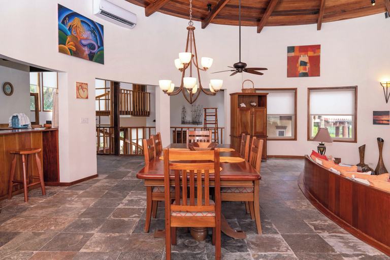Food & Drinks 5, Villa Descanso-Seascape Villas