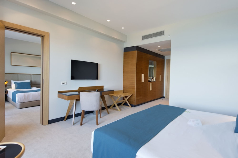 Bedroom 3, Ramada Plaza by Wyndham Trabzon, Merkez