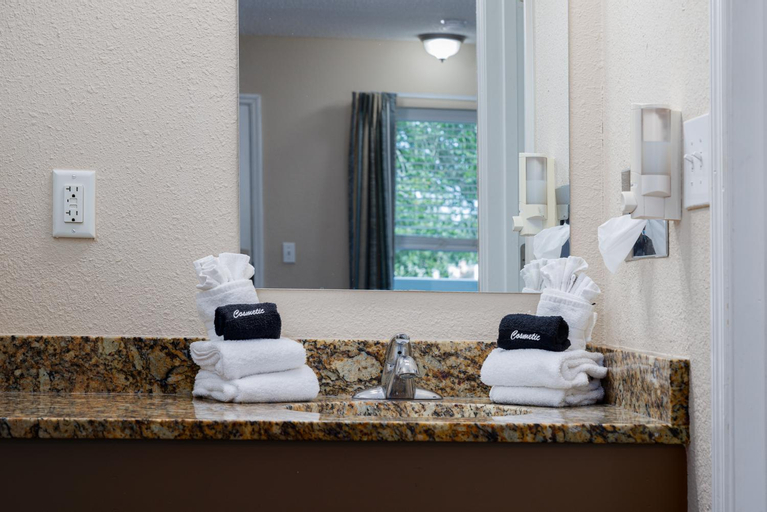Amenities 9