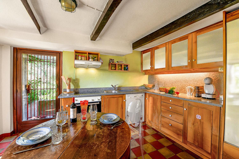 Others 3, Casa Dell'Antonio with Sauna - Happy Rentals, Lugano