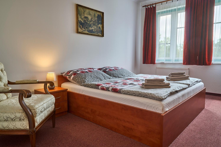 Bedroom 2, Motorest Melikana, Pelhřimov