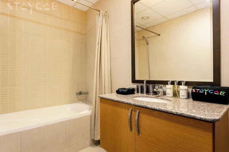 Bathroom 5, Staycae Holiday Homes - Suburbia, Dubai