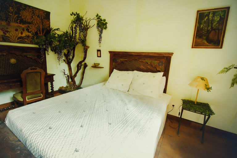 Bedroom 4, Le Château de Sorgues, Aveyron