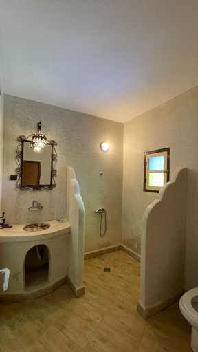 Bathroom 4, Kasbah erg chebbi, Errachidia