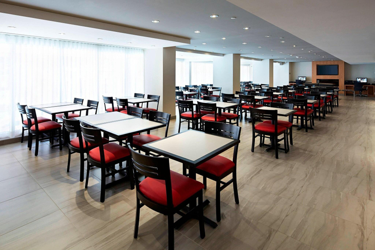 Food & Drinks 5, Residence Inn Montreal Downtown, Montréal